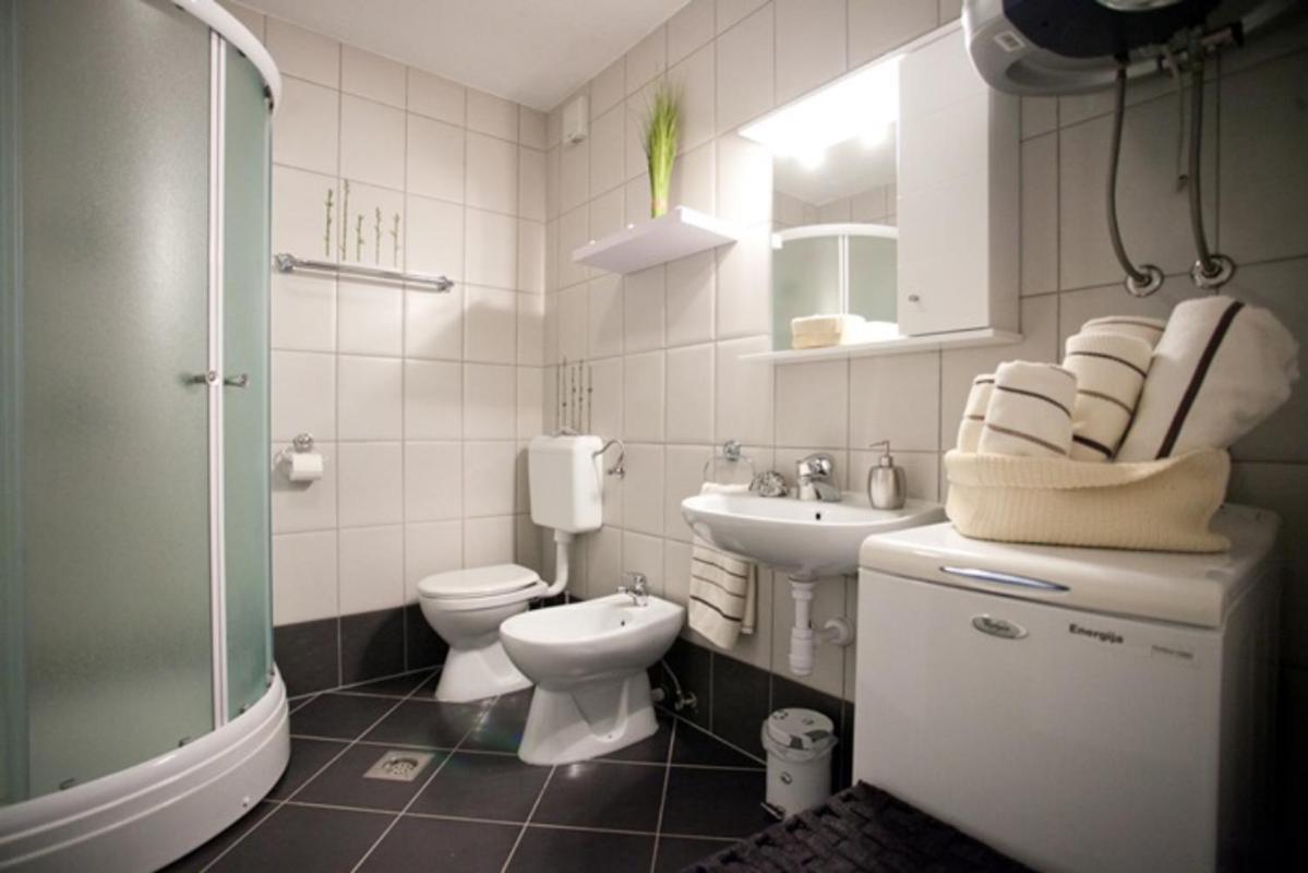 Apartments Mediterranea With Heated Pool Pisak Exteriör bild