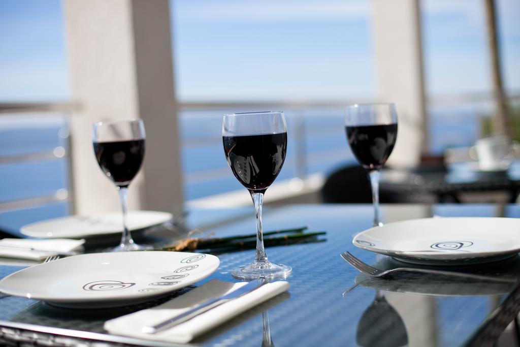 Apartments Mediterranea With Heated Pool Pisak Exteriör bild